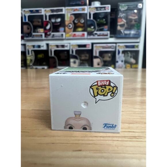 HYPER RARE CHASE BITTY Iroh Lightning Funko Pop #539 ATLA Avatar Last Airbender - Picture 5 of 6